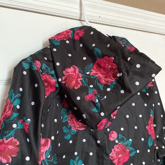 Capelli New York Hooded Belted floral dots Rain Trench Coat jacket size Medium - Picture 9 of 16